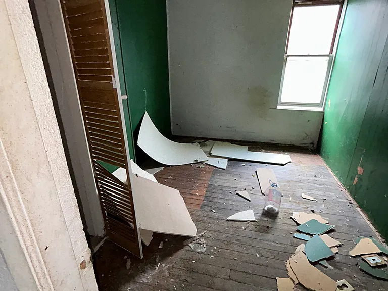 2504 Denver St #A — Photo 15