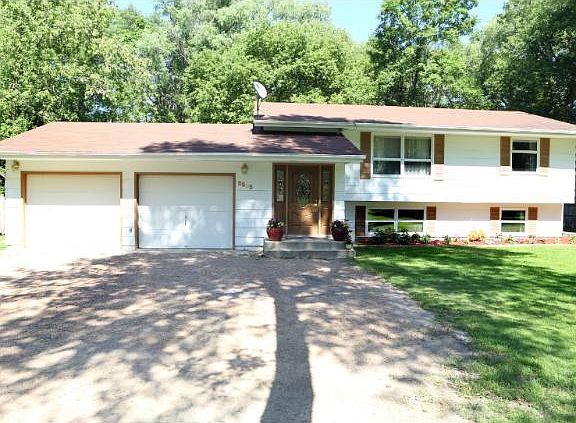 2nd image of 5535 Wedgewood Dr