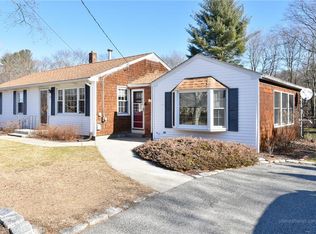 20 Bonnie Brook Dr, Cumberland, RI 02864