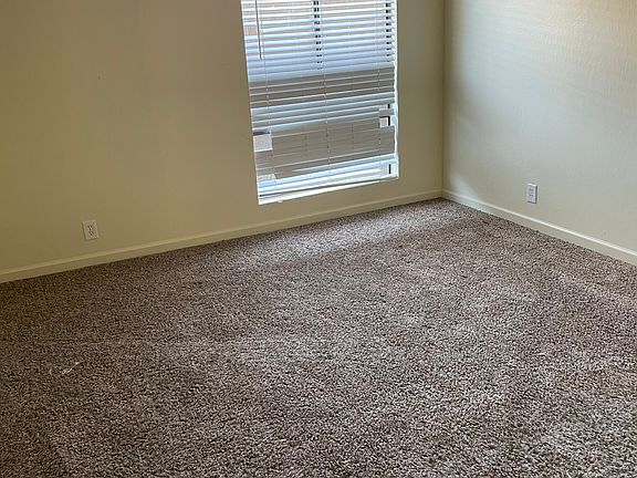 5th image of 1037 Fulton Ave APT 375