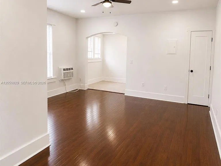 1319 Meridian Ave #208 — Photo 3