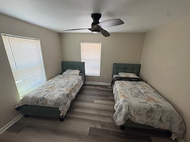 Twin bed setup in room #1