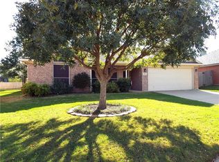 101 Palm St, Crowley, TX 76036