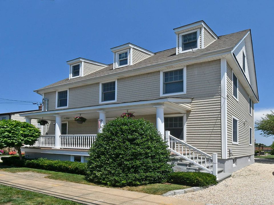 1st image of 35 East Ave APT 2