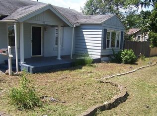 195 N Fairway Ave, Decatur, IL 62522