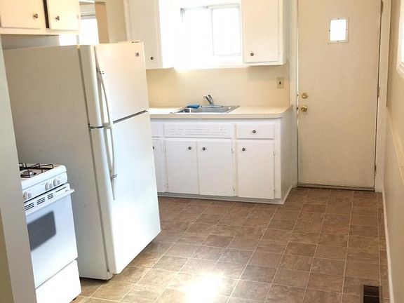 4th image of 29016 Dawson St