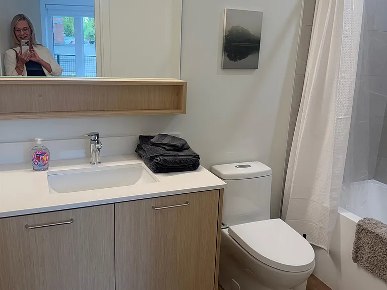 1529 Oxford St #219 — Photo 13