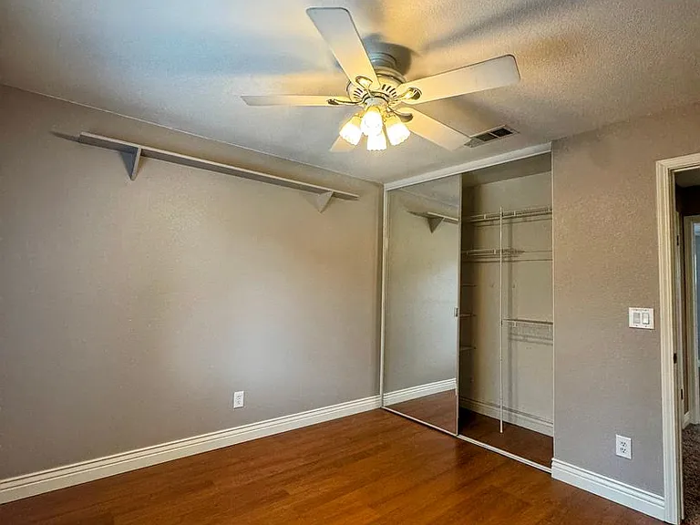 477 Fisher Cir — Photo 22