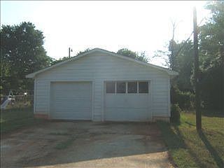 2nd image of 219 Rockvale Dr