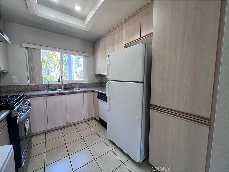 800 Grand Ave #C2 — Photo 8