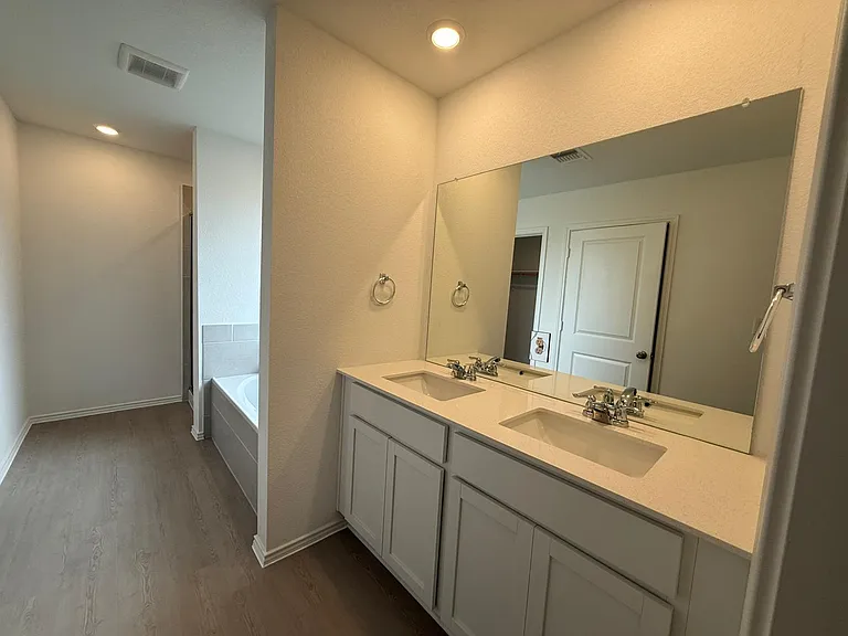117 Alamito Ave — Photo 30