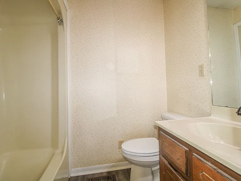 530 Rose St — Photo 19