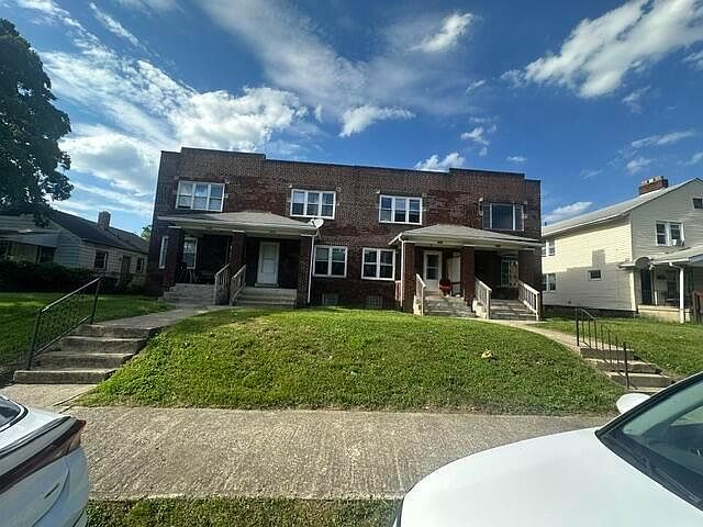 1st image of 1048 E 20th Ave