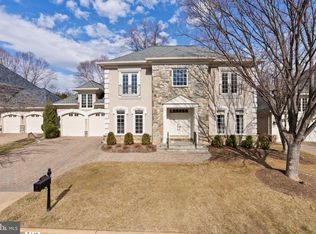 7440 Old Maple Sq, Mc Lean, VA 22102