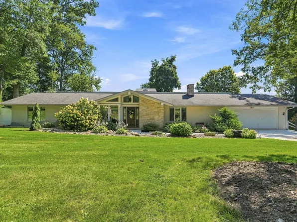 2890 E Hickory Ln, Columbia City, IN 46725