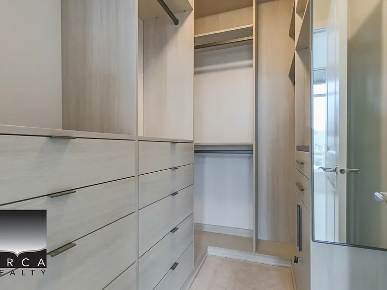 1333 W 11th Ave #1502 — Photo 12
