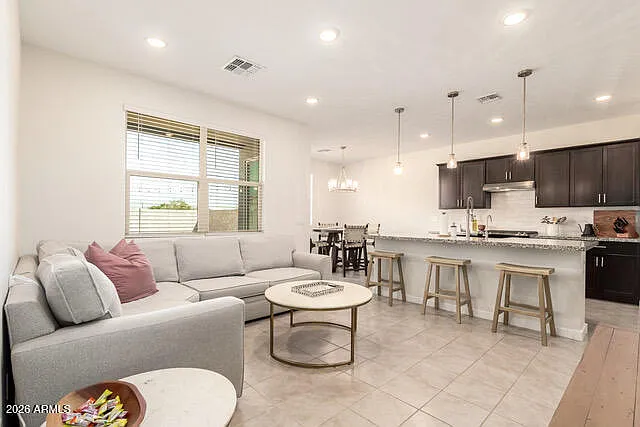 17404 W Sunnyslope Ln — Photo 3