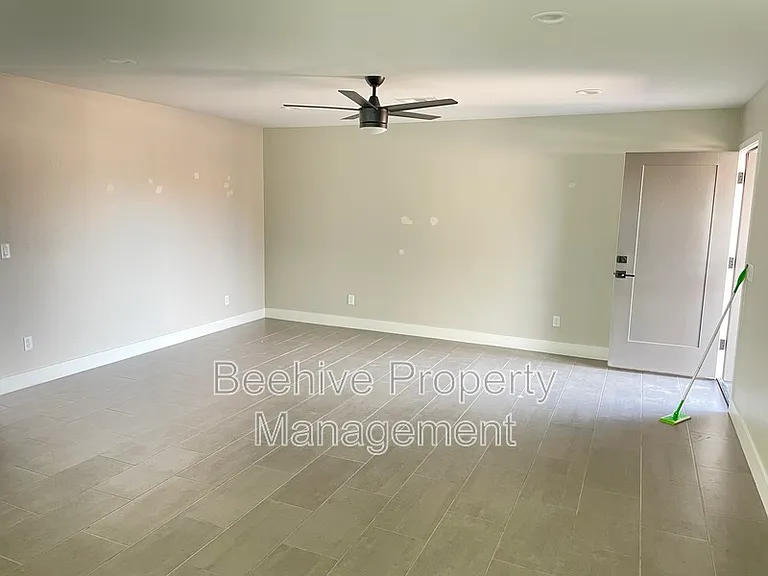 4809 E Camino Cir #1 — Photo 5