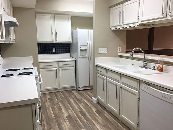 5th image of 19250 Plantain Dr