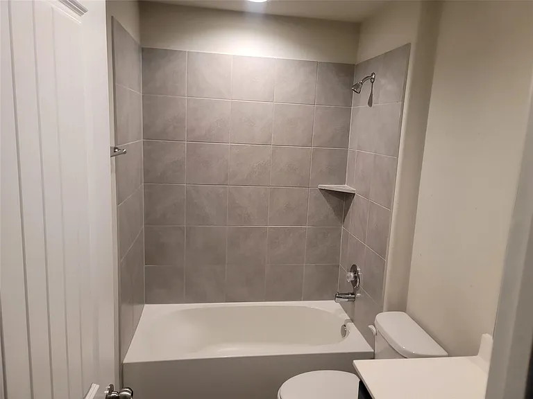 846 Autumn Flats Way — Photo 15