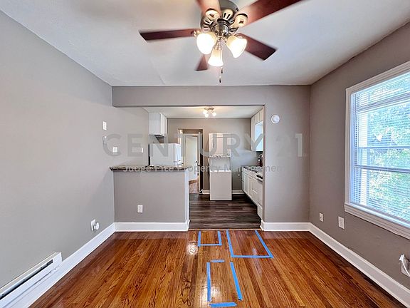4th image of 1121 N Bishop Ave #C