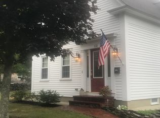 132 N Walker St, Taunton, MA 02780