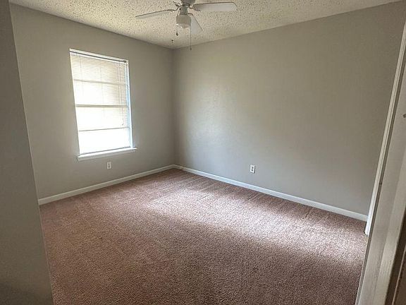 5th image of 100 Bobbie Ct