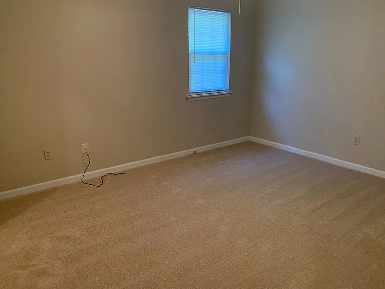 110 Chalfont Dr — Photo 5