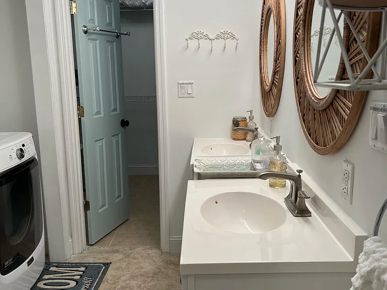 Wildwood Dr — Photo 17