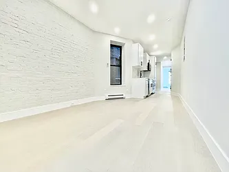 Rented by HOLTON REAL ESTATE INC.