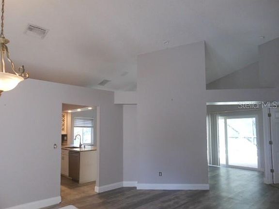 3rd image of 4915 Westerly Dr