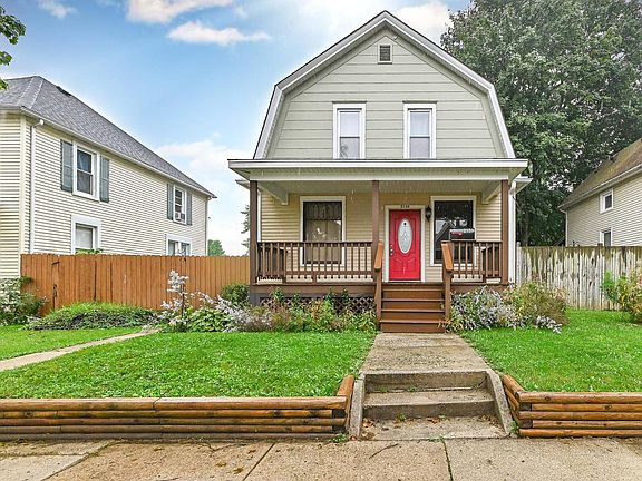 2nd image of 2159 Clarence AVENUE