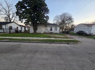 108 Parker Rd, Houston, TX 77076