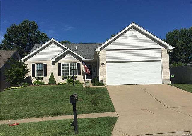 1st image of 8915 Hollymont Dr