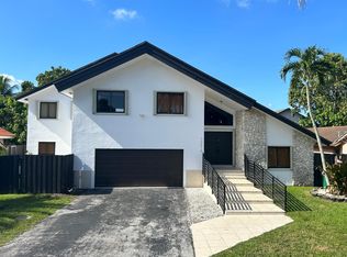 13610 SW 119th St, Miami, FL 33186
