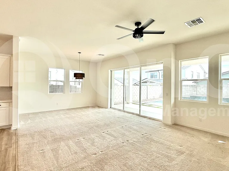 19751 W Turney Ave — Photo 8