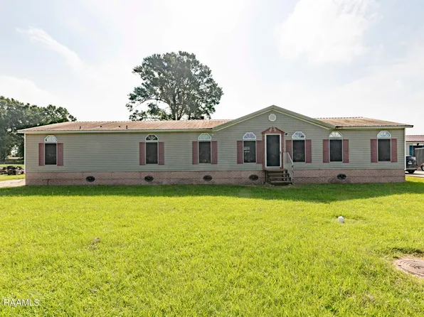 220 Tournament Dr, Carencro, LA 70520