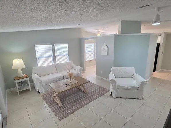 3784 Sapodilla Ct, Port Saint Lucie, FL 34952
