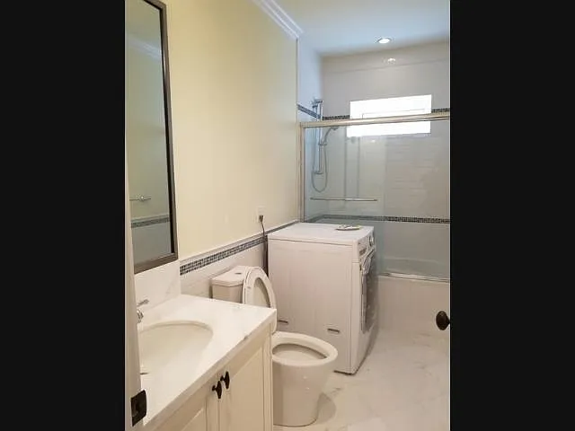 2 bed, 450 sqft, $2,000 — Photo 4
