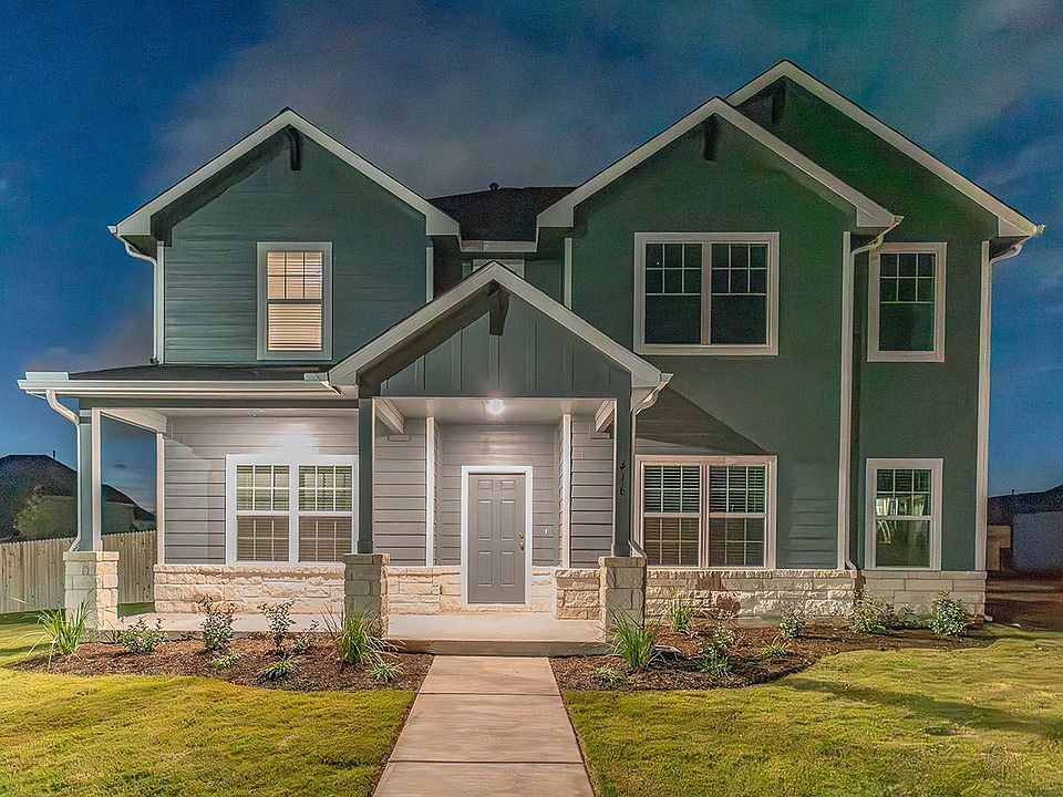 1st image of 416 Ravens Crest Dr