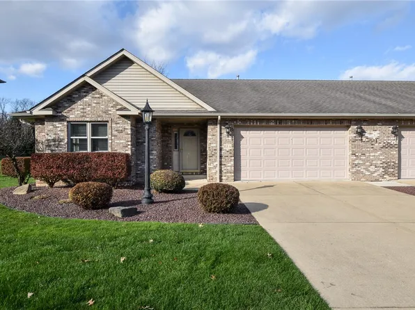 113 A Blossom Dr, Butler, PA 16001
