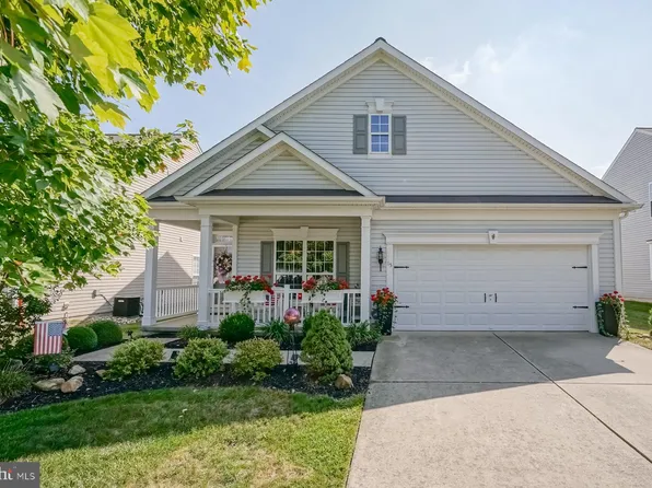 15 Alexander Dr, Hammonton, NJ 08037