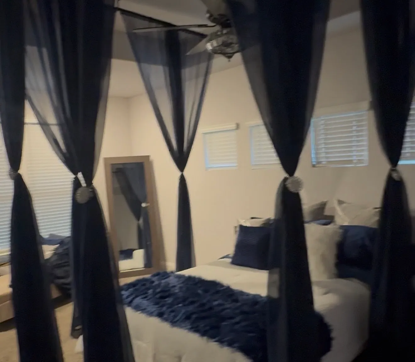 4 bed, 3.5 bath, 3058 sqft, $3,750 — Photo 3