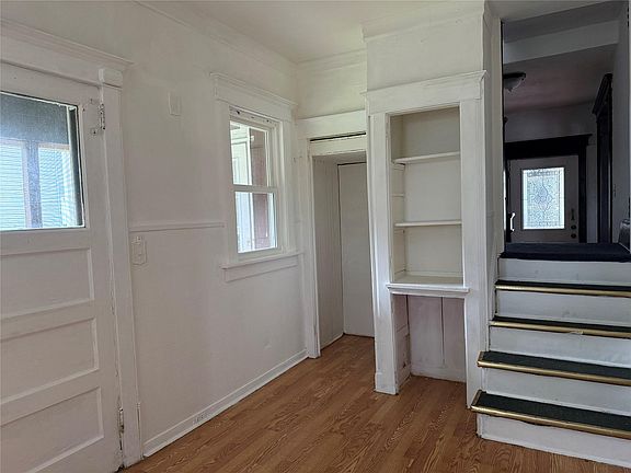 3rd image of 77 Grand Ave #1