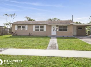 834 Magnolia Dr, Lake Park, FL 33403