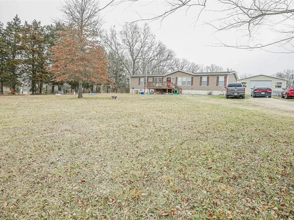 4719 Gibson Ln, De Soto, MO 63020