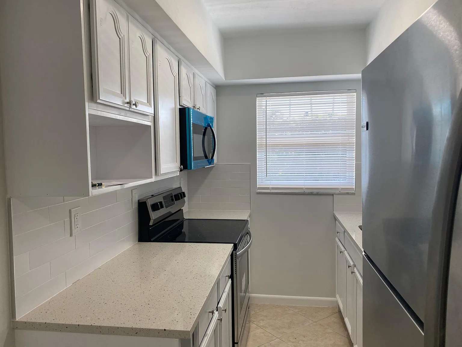 853 SE 4th Ct — Photo 3