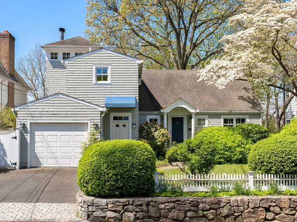 43 Pine Point Road, Norwalk, CT 06853