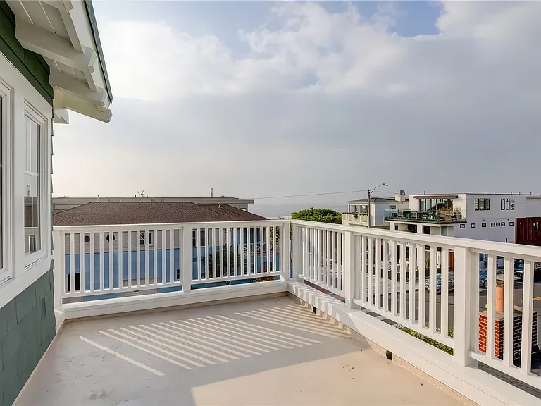 316 Highland Ave — Photo 22