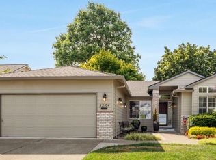 3265 NE Glencoe Oaks Pl, Hillsboro, OR 97124